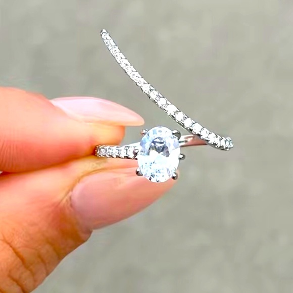 ✨✨✨18k WGP Open Solitaire Ring✨✨✨ - Picture 4 of 4